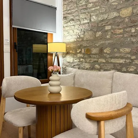 Apartment Elisavet's