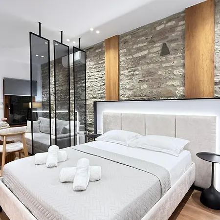 Elisavet's Gjirokastër